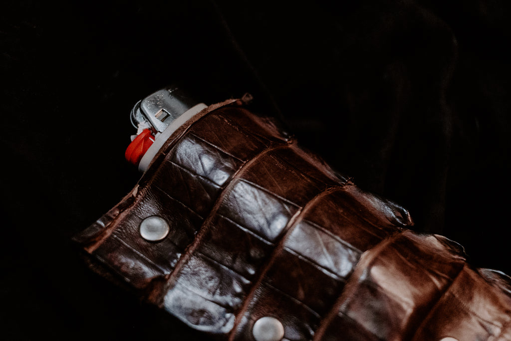 Crocodile Tail Lighter Case
